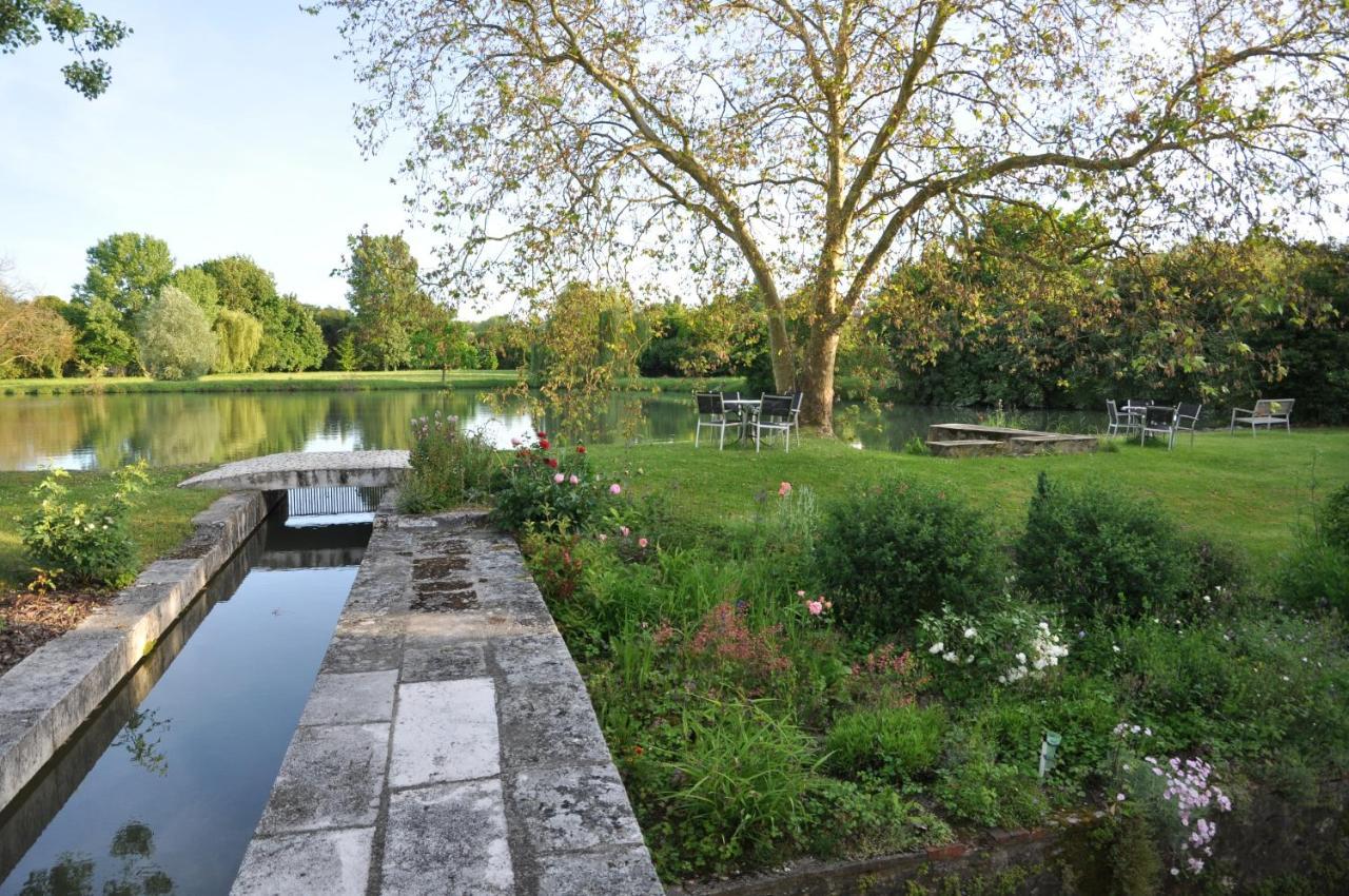 Moulin Du Fief Gentil Bed & Breakfast Blere Exterior foto
